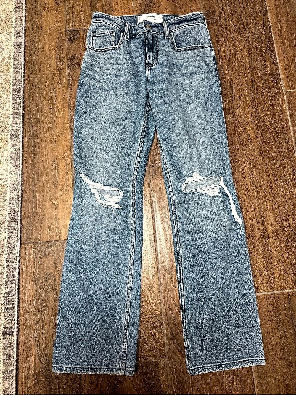 Hollister Low-Rise Relaxed Straight Jeans Blue Waist 23